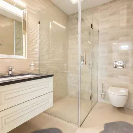 Penthouse Capital Towers شقة *
