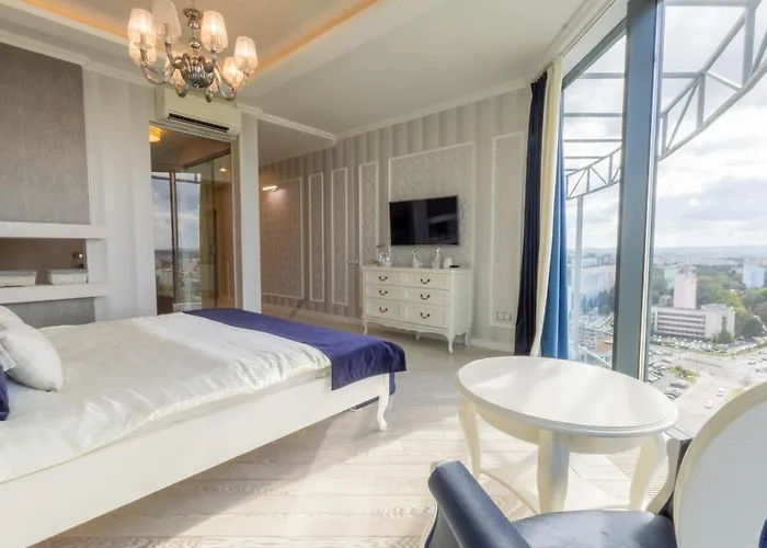 Penthouse Capital Towers Apartment