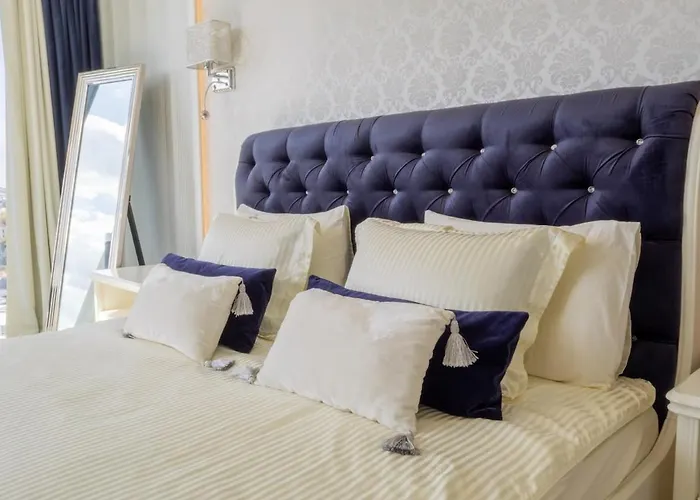 Apartment Penthouse Capital Towers *